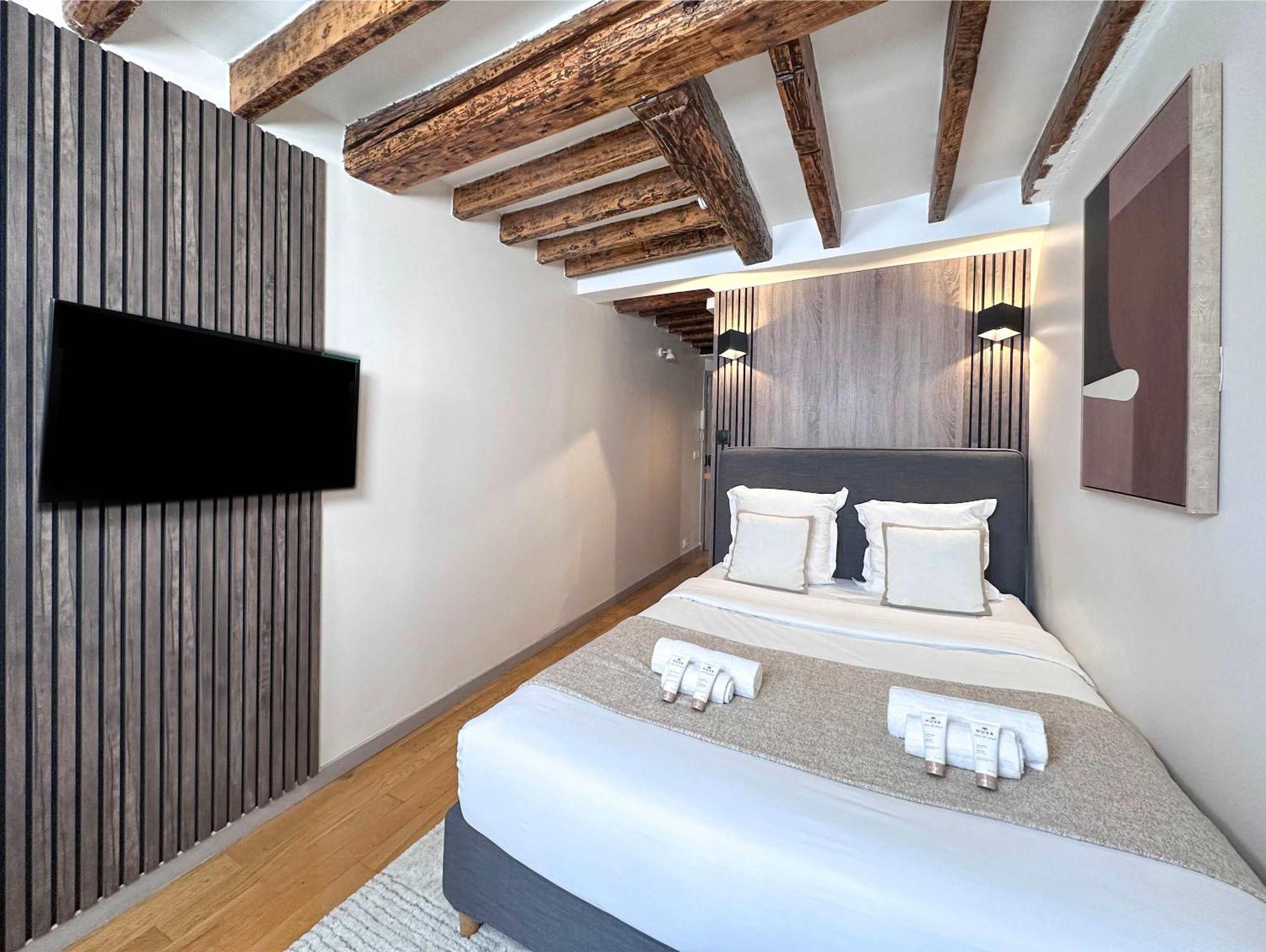 דירות פריז Authentic Flat Near Luxembourg Garden מראה חיצוני תמונה